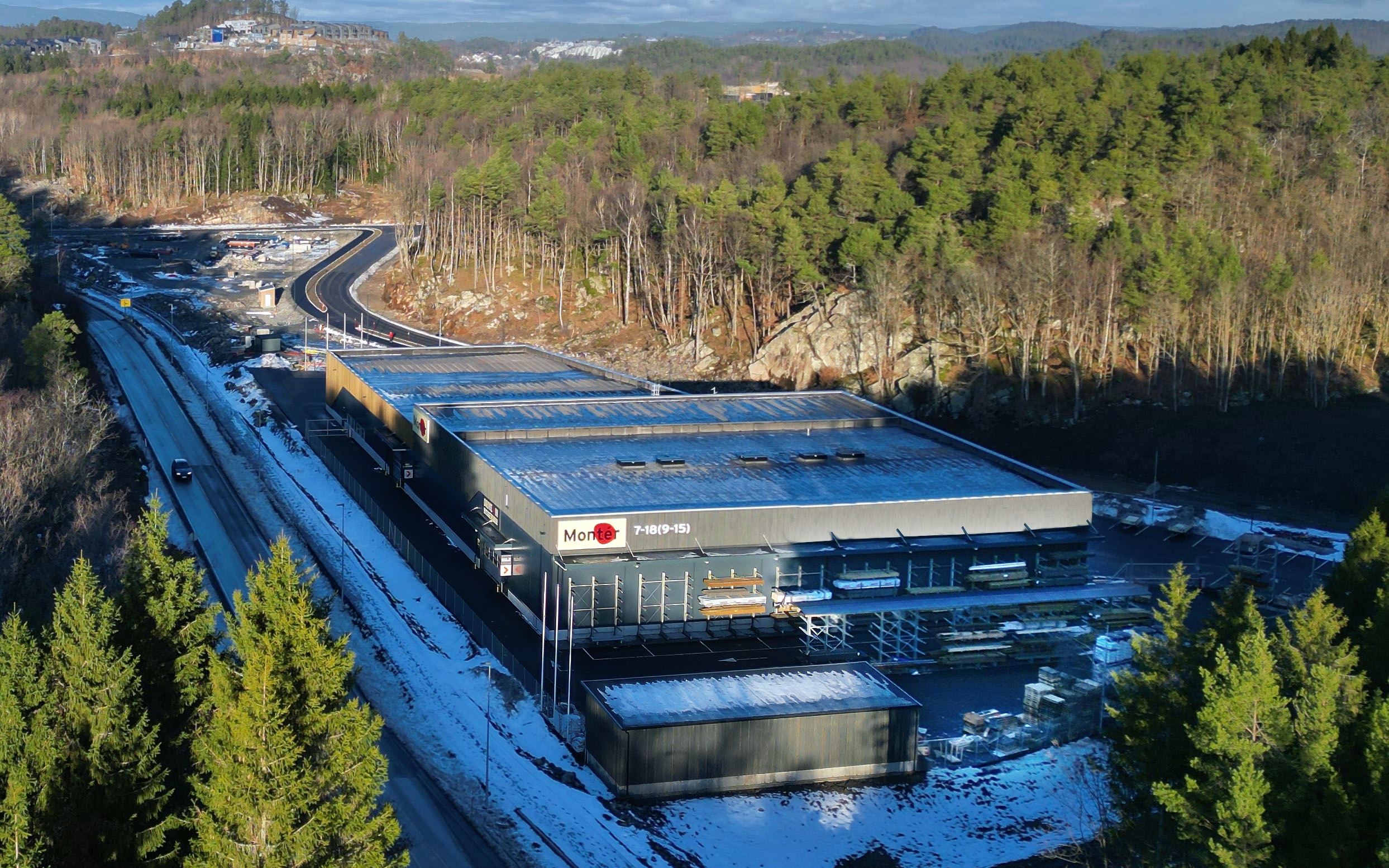 Oksøy Eiendom har skreddersydd byggvarekjedens nye lokalisering som ligger gunstig til i forhold til tilstøtende private kundeområder – og andre!